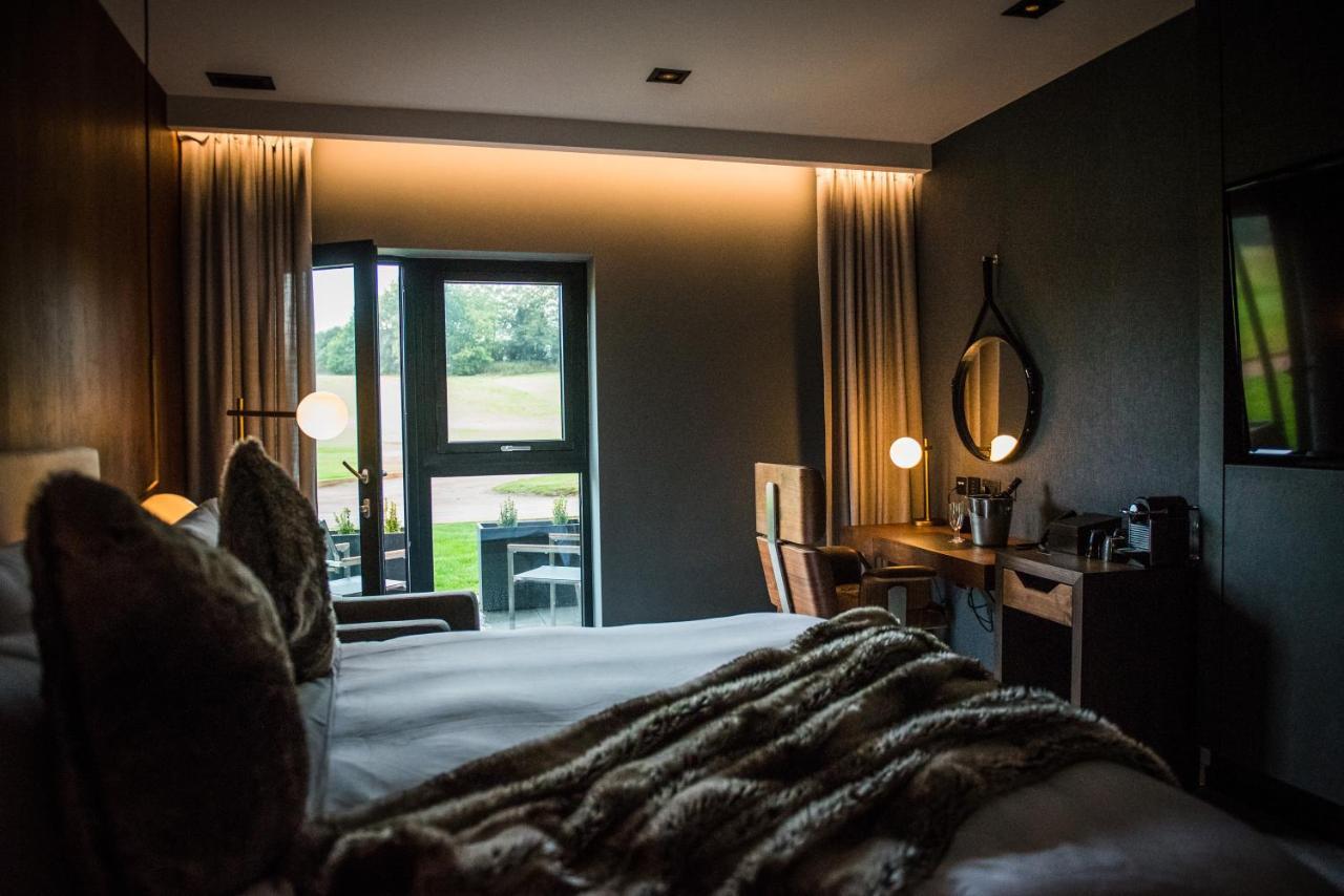 Cave Hotel & Golf Resort Faversham Bagian luar foto